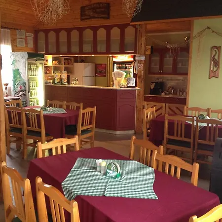 Pensionat Sarberki Horgaszto Lenti